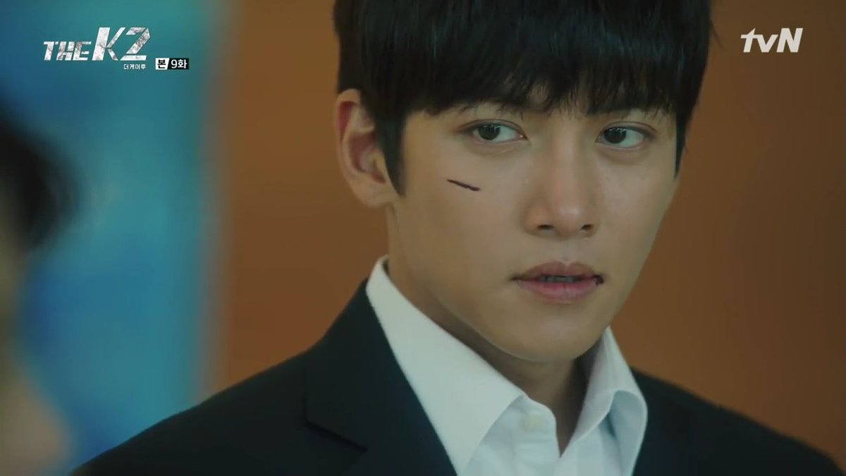 kdramapotato's tweet photo. with that scratch &amp; scars on your face, how can you be so hot? 😭❤ ji changwook should be illegal https://t.co/EJAaJf9MDf