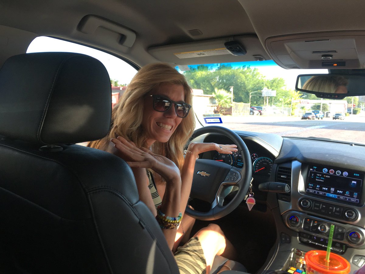 CoachZinn's tweet photo. #GoingNowhere #NoIdea #avcato #RoadTrip #AnotherRedLight #LeftBehind #Help https://t.co/sfQhQnrx8j