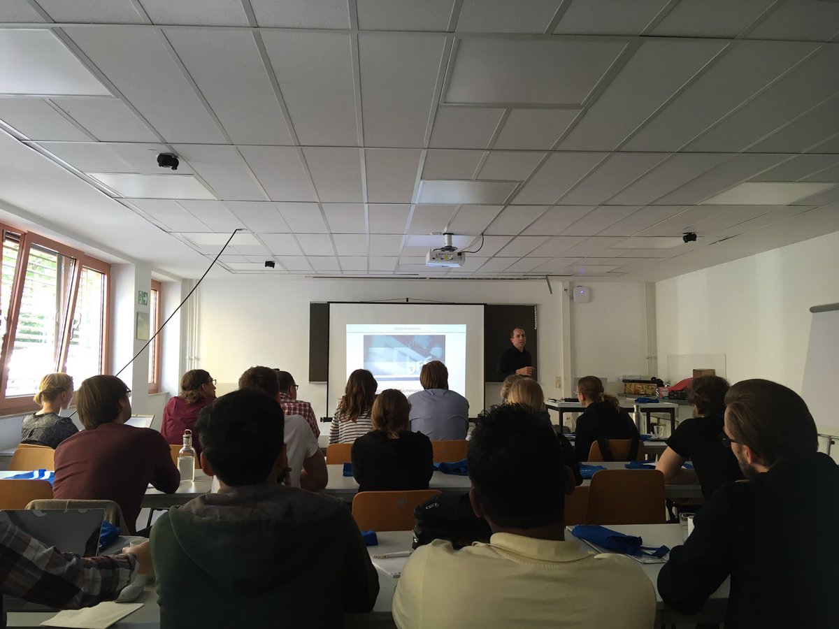 ne_meyer's tweet photo. Our @Senckenberg #YoungScientist Retreat started with a talk by #AndreasMulch about #GoodScientificPractice. Get the discussions started! 🗣

#SGNScience #EarlyCareer #PhDLife #PhDChat #YSatSGN https://t.co/orUtSiUW4q