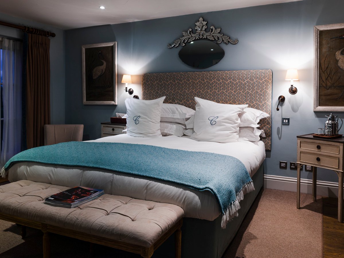 Calcot_and_Spa's tweet photo. Calcot's truly soothing stays include use of our special #spa facilities at #CalcotSpa - hot tub, indoor pool, gym, steam, sauna... Do book ahead to top it all off with sublime @Elemis @aromaassoc @CACI_Beauty treatments ๐๐ป๐ฟhttps://t.co/8PfaYCPP5U
#CalcotLife #Cotswolds #Hotel https://t.co/QL0N1Dw9XR