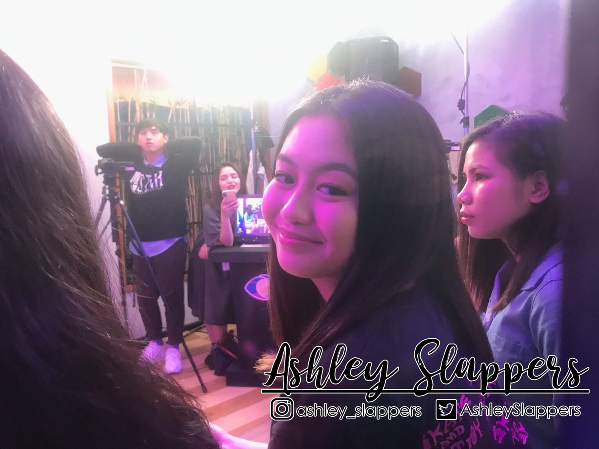 AshleySlappers's tweet photo. [PHOTOS] 190814 “Starhunt Live Corner”

@ashdlmundo | Ashley del Mundo https://t.co/0lnEo3nLPA