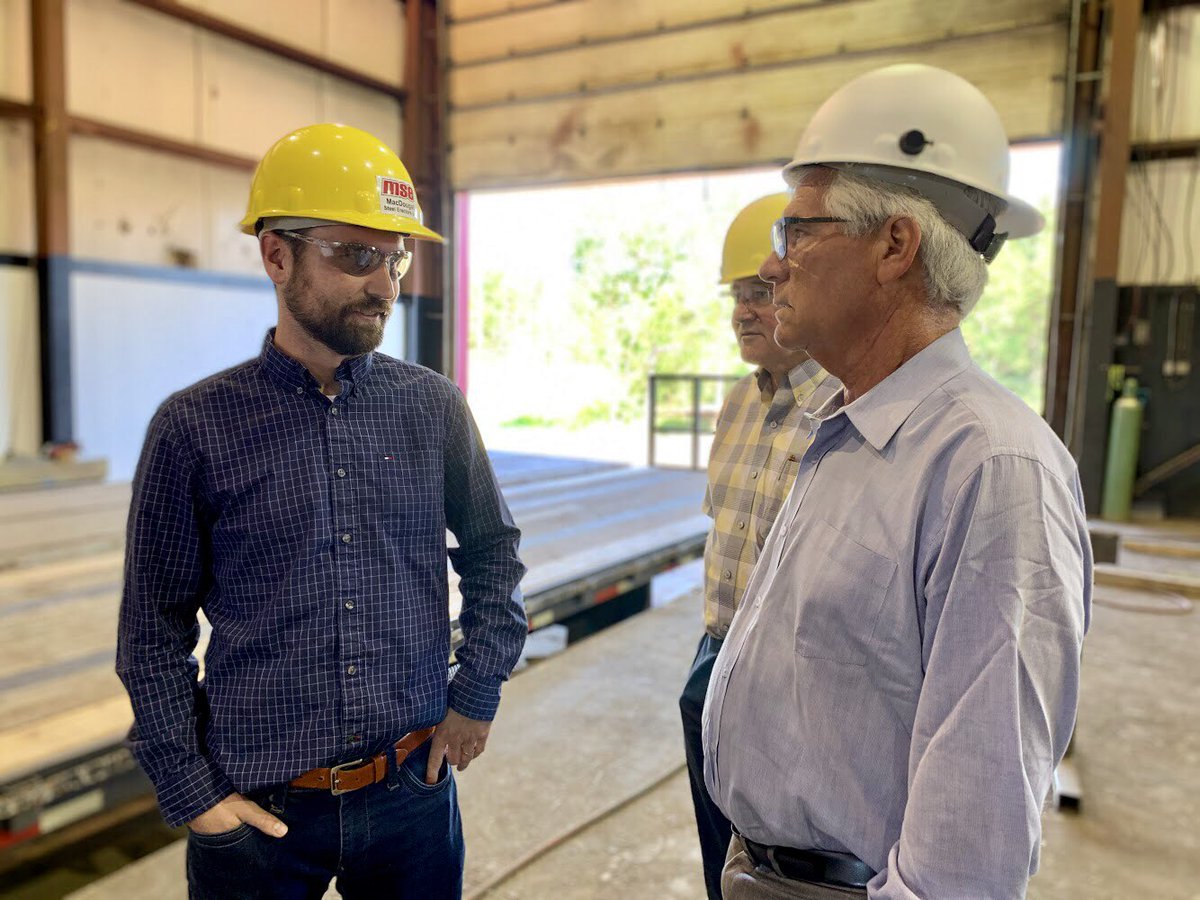 jimcarr_wpg's tweet photo. Due to increasing demand, MacDougall Steel expanded its quality fabrication facilities from 6,500 to 280,000sqft over 20 years 📈.

Our govt lifted the unjust 232 tariffs on Canadian steel &amp; aluminium, and we're opening new global markets for exports.

#TimeToDiversify #cdnpoli https://t.co/0JDDyFDwCf