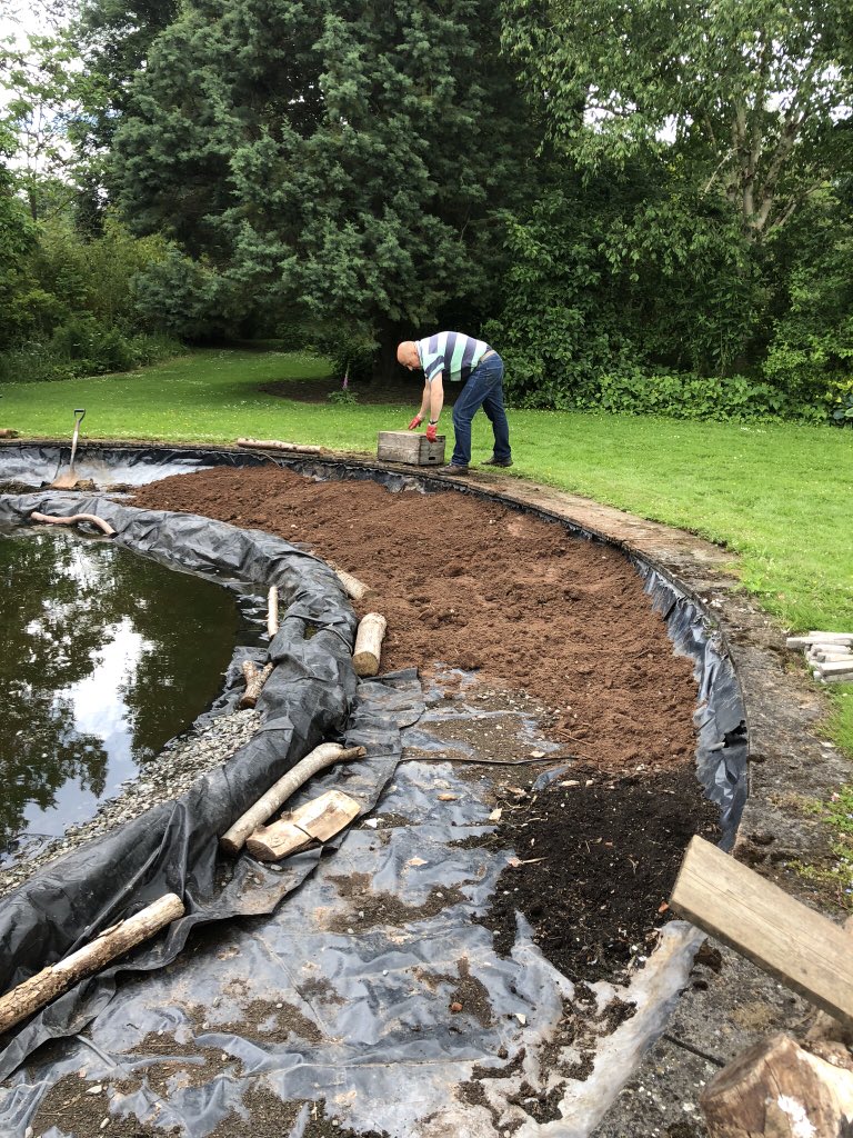 BurfordHouse's tweet photo. @Plantheritage we are just in the process of creating a wet garden. Could you send details? https://t.co/eQmP2R4qmc