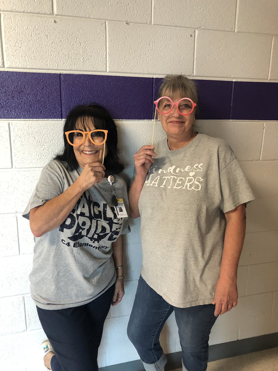 arkcityc4's tweet photo. #ACback2school Off to a great start @arkcityc4 !!! https://t.co/lROqJHMP6Q