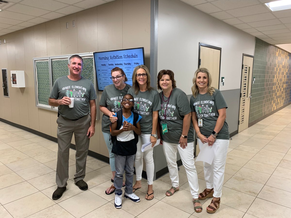 KrauseElem's tweet photo. Happy First Day of School from Krause Elementary. We are having a great morning! Thank you Salem Lutheran Church for the donuts and blessings! @BrenhamISD  #firstdaycub https://t.co/ZSZj1WZset