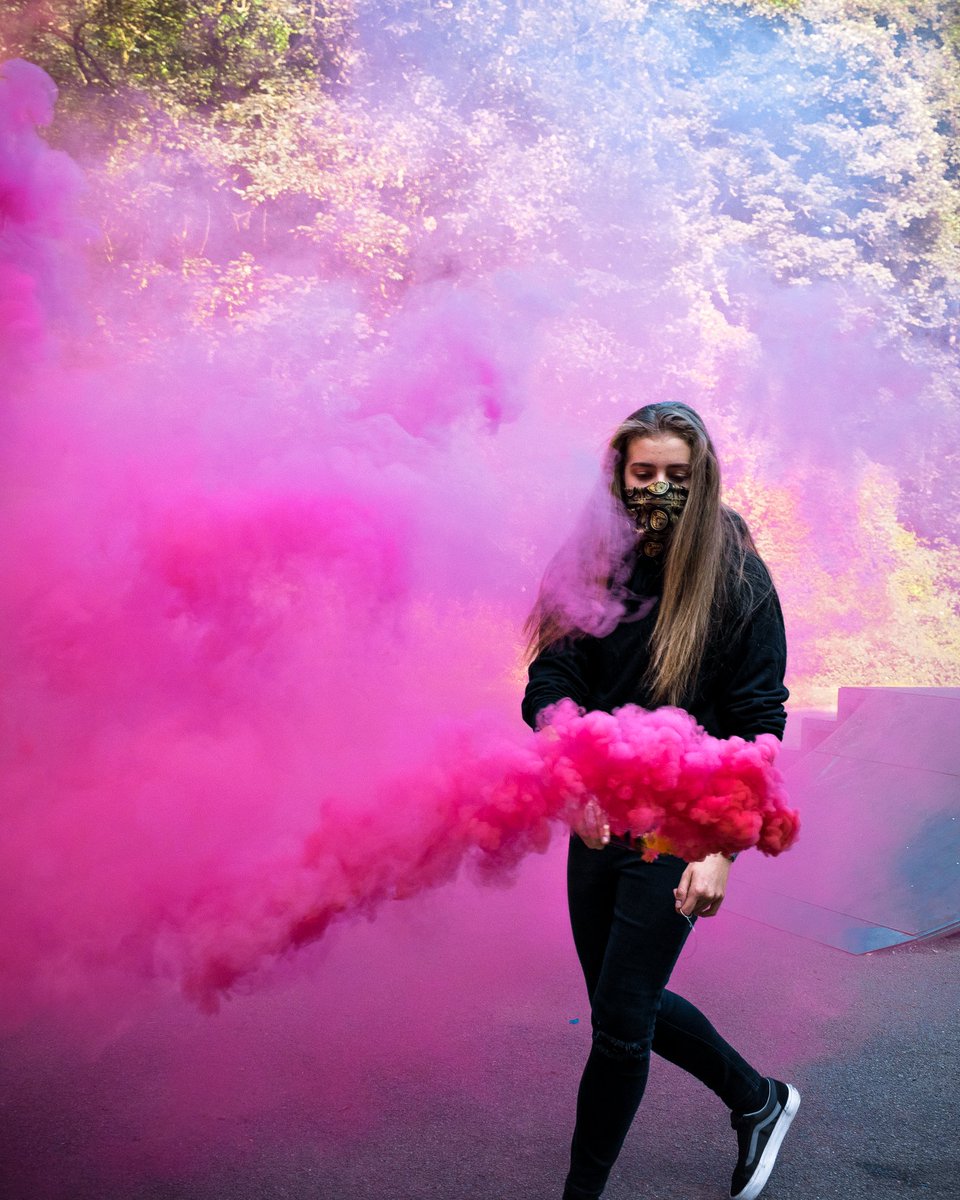 monce8967's tweet photo. Had an amazing time doing this #smokegrenade photoshoot! It was so much fun! Definitely doing this again! #norwich https://t.co/lupFxbeN8I