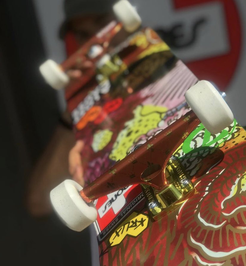 nhsskatedirect's tweet photo. 💘 @kechaud 💘 Kechaud’s new Pro @kruxtrucks Truck features the Downlow Hollow Kingpin ⬇️ which helps lock in 🔒 to grinds while eliminating hang ups 🙅🏻♂️ Hit the link to learn more🔗 https://t.co/reVUsekBIU #Kruxtagram #KruxTrucks #TheyTurnAndStuff #NHSFunFactory #NHSinc https://t.co/kMfKWM4FxL