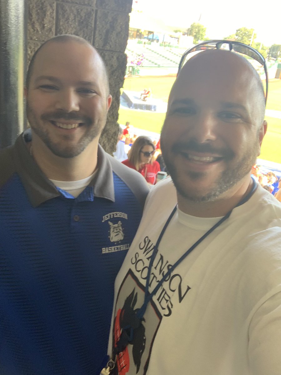 Jeffman703's tweet photo. Great way to start out the year @FourWindsField @SouthBendCubs with @drtoddc and the rest of #TeamSouthBend #swansonstrong https://t.co/ek5faYQKXO