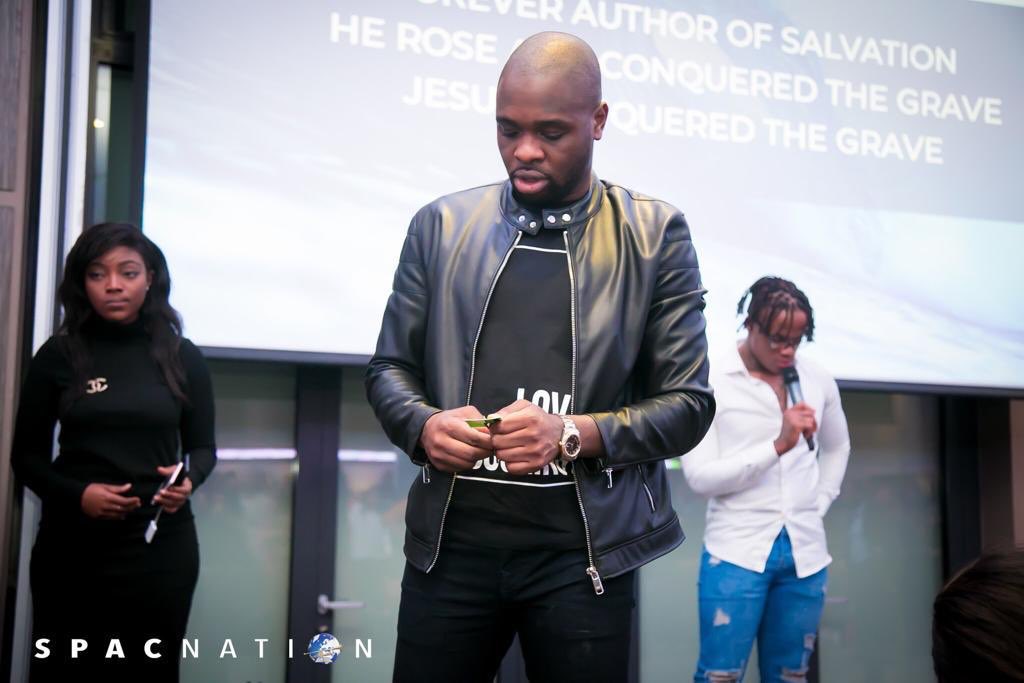 SPACNxtion's tweet photo. What we do in the church doesn’t just stop with people surrendering knives or drugs.
We’ve dealt with cases where people have answered the call and dropped their fraudulent lifestyle in a matter of seconds.
#HouseOfExcellence #GovernmentAndPower #NowWorld #SPACNation https://t.co/YG9o97Bqkd
