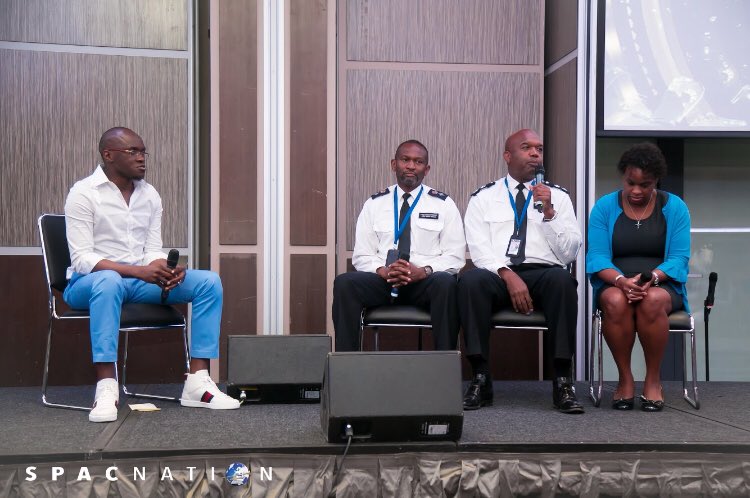 SPACNxtion's tweet photo. This is what the Church of Today should look like❗️
Pastors and Police Forces sat together in the front row leaning on one another to tackle the problems of our communities 💡
#HouseOfExcellence #GovernmentAndPower #NowWorld #SPACNation https://t.co/e3gr8znn0X