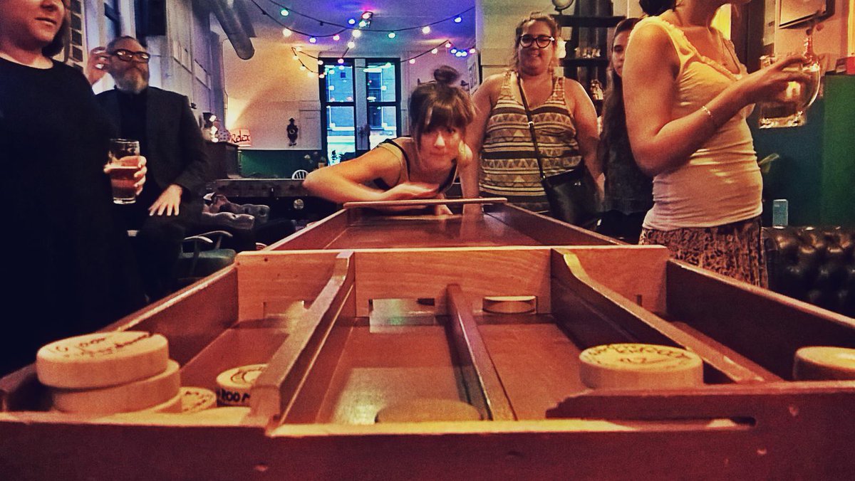 Do you know the rules of Sjoelen? What's the trick to get the most points? See and learn at Dutch Delight Night at 8PM Tonight!

#roomrotterdam #rotterdam #dutchdelightnight #sjoelen #famoushostels #newinrotterdam #typicaldutch