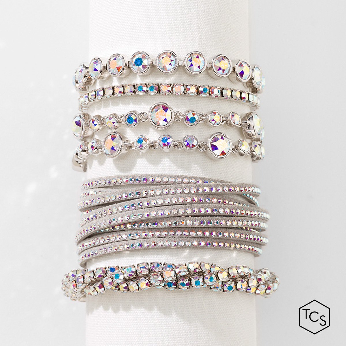 brheetha's tweet photo. Check out these beautiful bracelets. It's a wrist party!
https://t.co/hCzfJJU9kS https://t.co/qRqBfbTiZA