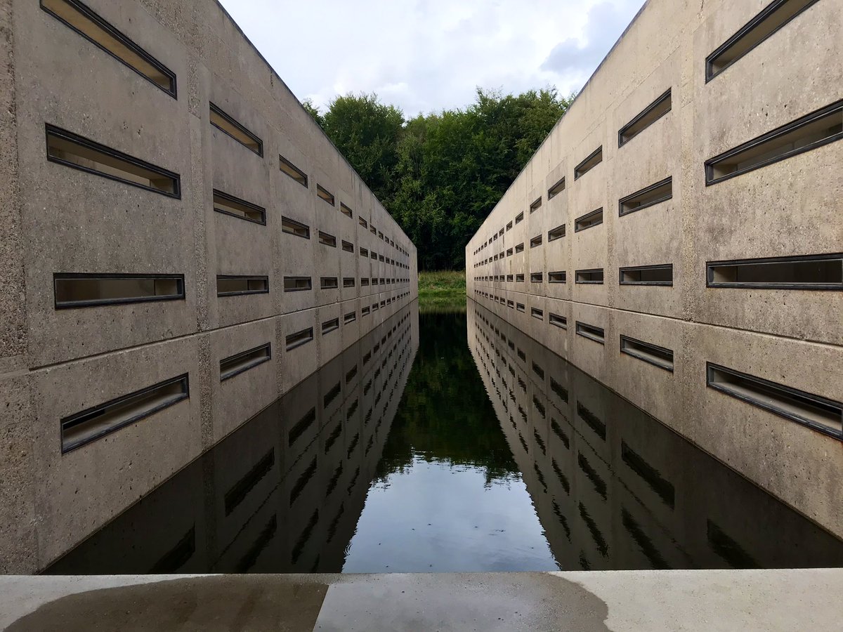 arjenuijterlind's tweet photo. Atelier de Lyon | #RAAAF created an #art installation out of the more than 200m long model Delta Flume called #Deltawork, a creative tribute to hydrodynamic investigations &amp; watermanagement in the #Netherlands.  #NoordOostpolder #Dutch #LandArt https://t.co/oHXPU5N5Zh