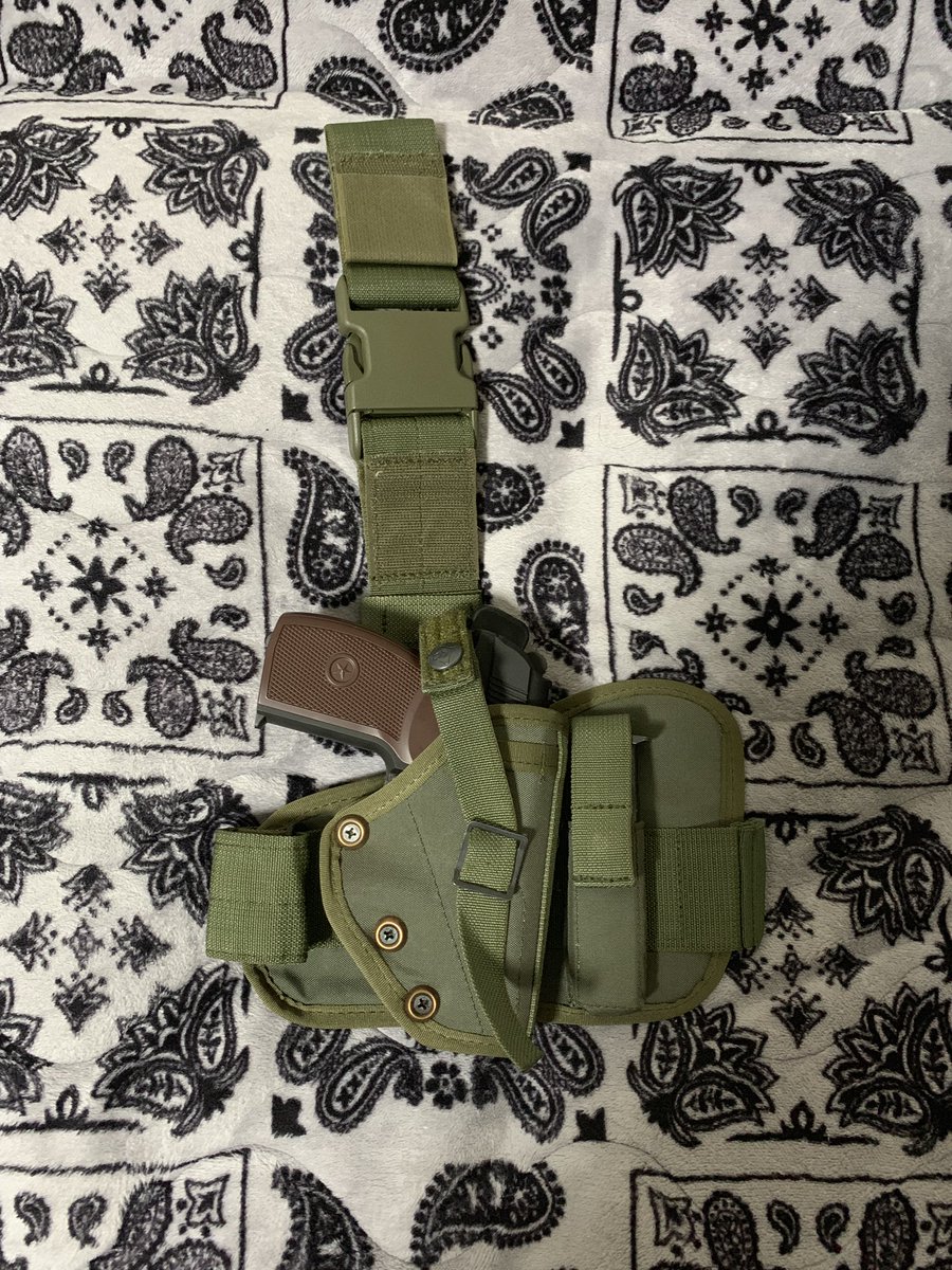 ロシアの梅さんで初めてSSO製マカロフPMレッグホルスターを買いました