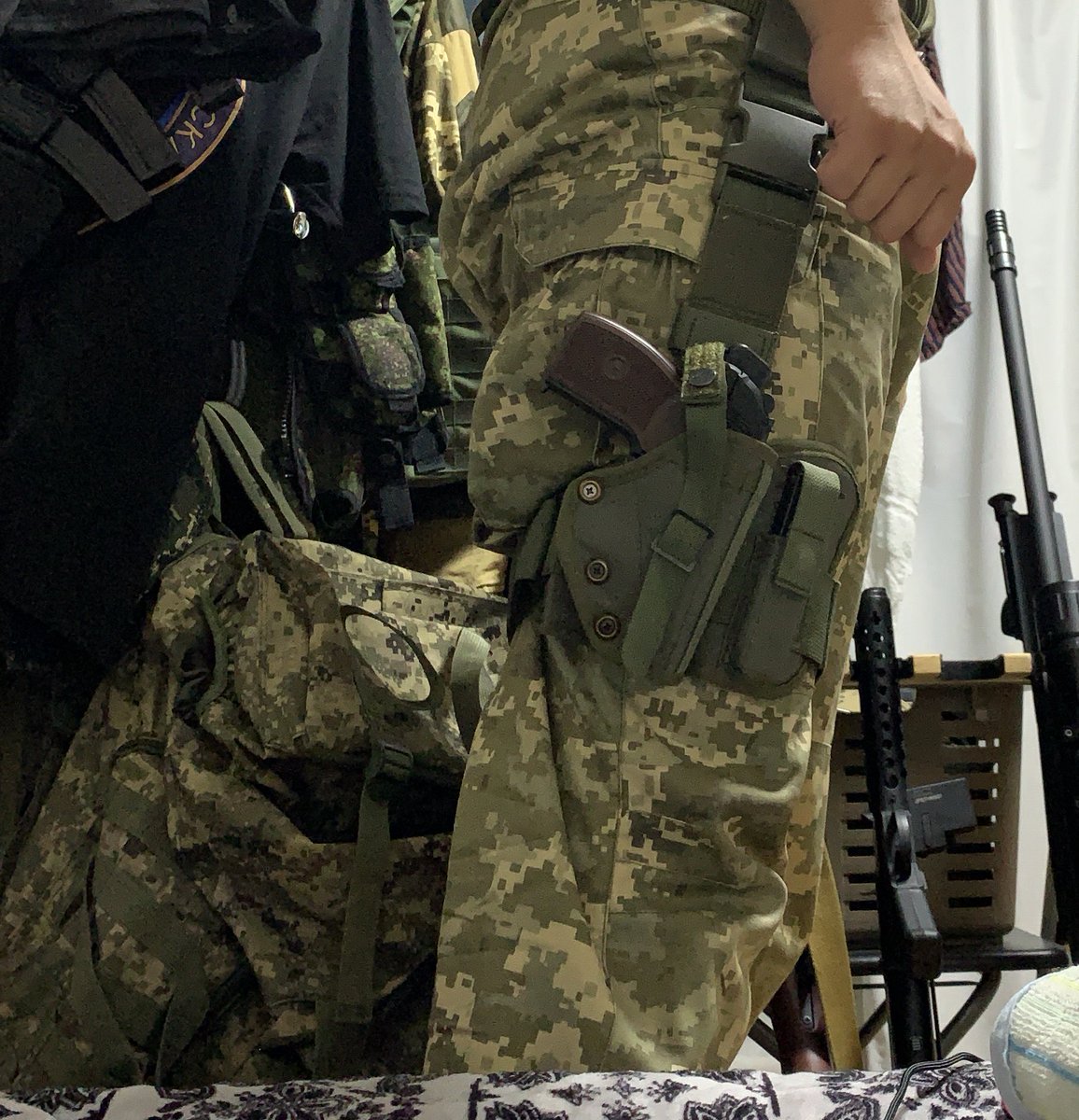 ロシアの梅さんで初めてSSO製マカロフPMレッグホルスターを買いました