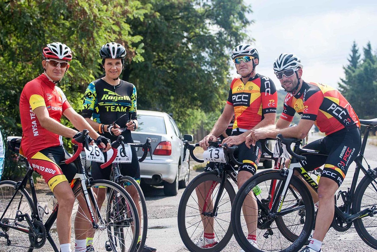icancycling's tweet photo. ❓When evaluating wheel performance, which one is the most important? aerodynamics or lightweight?
What's your opinion?🤔
💥Aero VS Light💥
#speedmaster #wheelset #spinergywheels #handcycling #carbonfiber #lowriderbike #enduro #racetime #cycling #cyclinglife #ride #justrideth https://t.co/aehRp38UJF