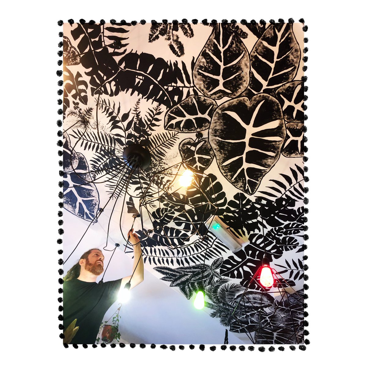 DeptfordDoesArt's tweet photo. Spot the difference game continues. 🌱🌿🍃☘️
#deptfordhighstreet #mural #londonartcafe #londonartgallery #londonartist #vegan #lovedeptford #lewisham #vegansofldn #londoncoffeeshops #interiormurals #vegancafe #southlondonart #vegan #vegancoffeeshop #veganlondon #southlondon https://t.co/JJ8IB6StZh