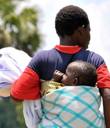 MinofHealthUG's tweet photo. @JaneRuth_Aceng @JaneRuth_Aceng: @MinofHealthUG appeals to  general public to;
🔘 Sleep under a mosquito net every night to avoid Malaria
🔘Always seek early treatment from  nearest 🏥 within 24 hours of onset of symptoms
🔘Take and complete your dosage of Malaria medicine https://t.co/WMLvVEObC1