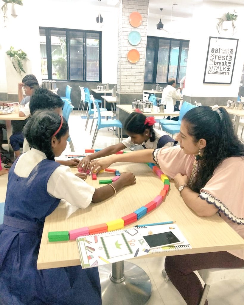 pehlay_akshar's tweet photo. We believe even the slightest positive influence has the potential to change a child's life!
Our mentors never fail to inspire Pehlay Akshar children and show them another perspective of life!!
#thepaperboat #happiness #mentoringtales #ngo #mentorship #volunteer #raychem #rpg https://t.co/Cn5eyAAAsR