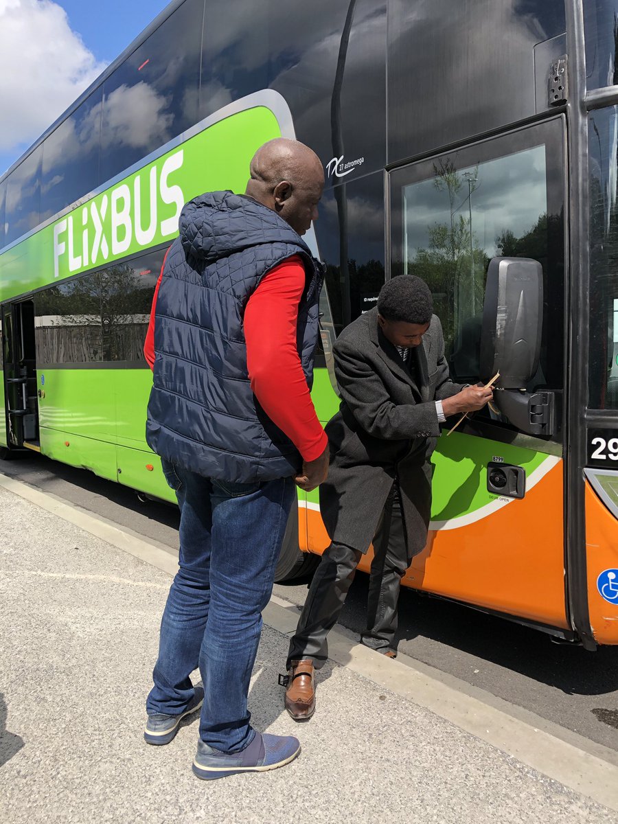 ramlakshman_b's tweet photo. While en route #Brussels to #Frankfurt in @FlixBus luckily some smart passengers we up to the task to #FixBus. Task ✅ Fix #UX prod issue for the driver #streetsmart #handyman https://t.co/VGv1W8Sohb