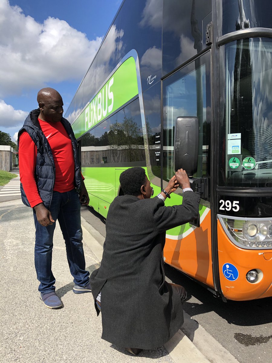 ramlakshman_b's tweet photo. While en route #Brussels to #Frankfurt in @FlixBus luckily some smart passengers we up to the task to #FixBus. Task ✅ Fix #UX prod issue for the driver #streetsmart #handyman https://t.co/VGv1W8Sohb
