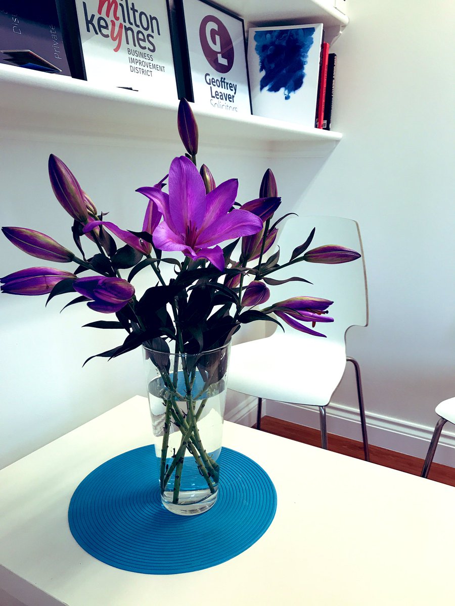 AmandaWrightYY's tweet photo. When your very lovely client arrives for a #design presentation and brings flowers! Thank you @Concept_Jo ππ @ConceptP #fabclient #brand #marketing #recruitment https://t.co/keiRbfhJ7T