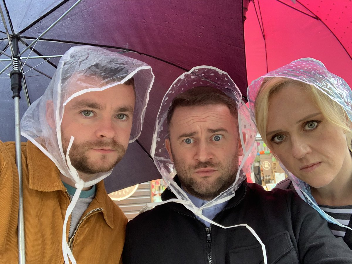 stephen_purdon's tweet photo. Heavy teeming doon in shieldinch today troops! Rainmates at the ready! @bbcrivercity https://t.co/x56XqLoPdu
