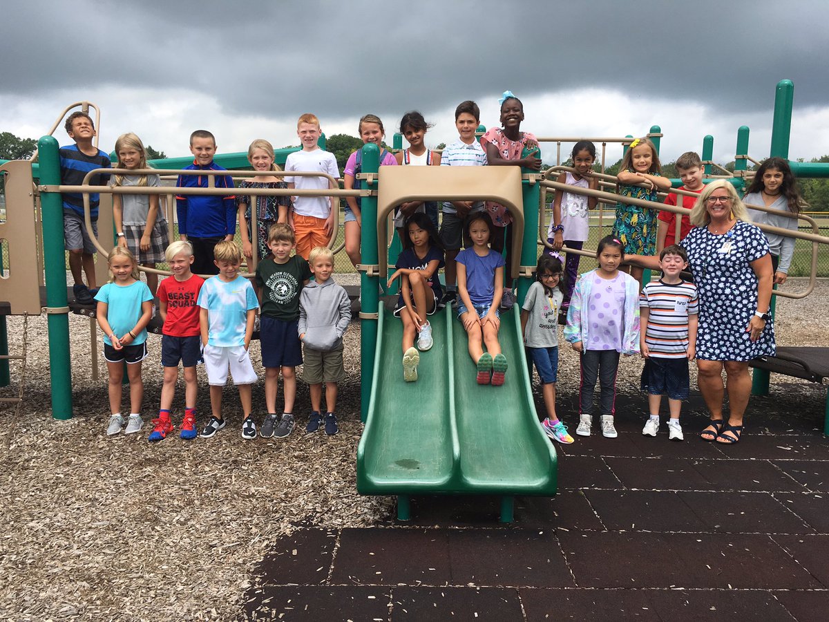 indycll's tweet photo. What a great looking classroom family! I loved spending the day with them. #Back2CCS https://t.co/Id7OMmxiRP