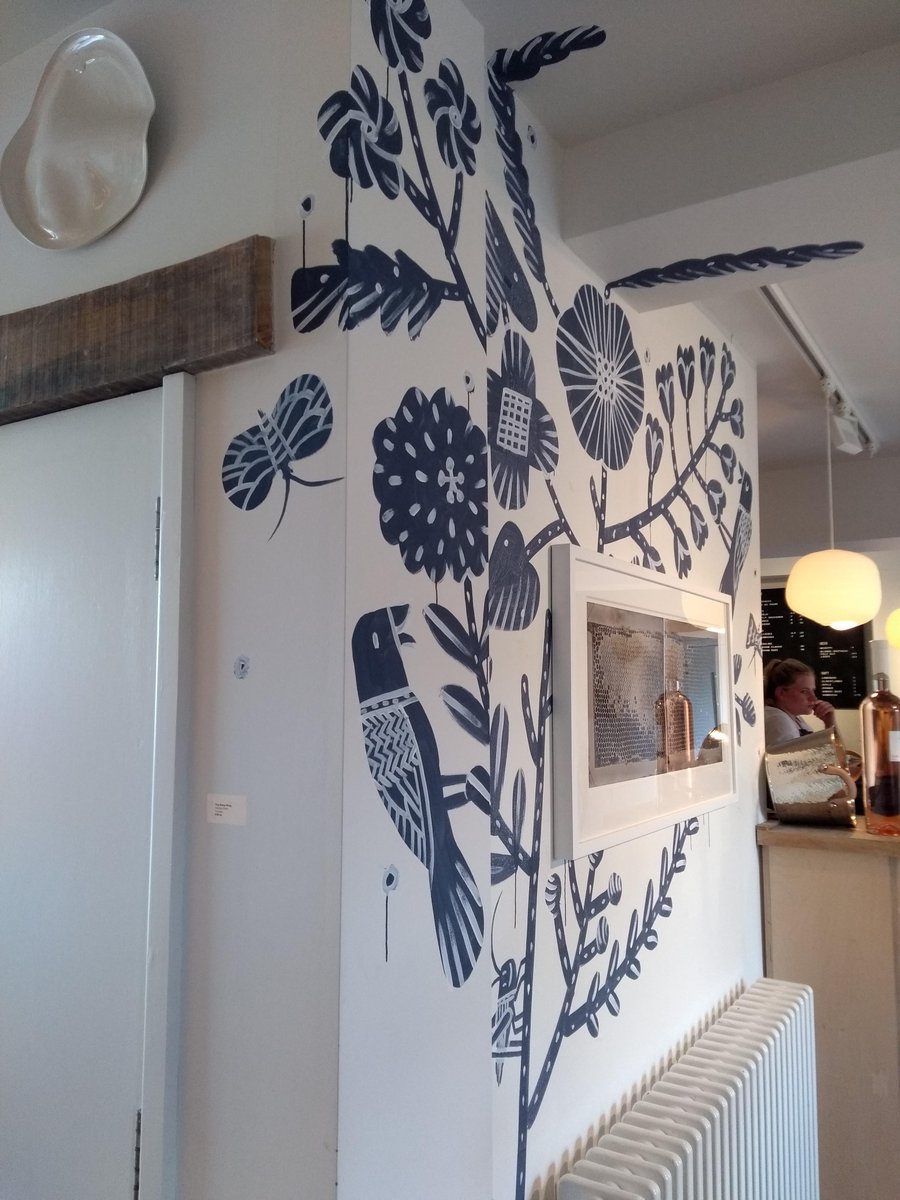 jjuliandesign's tweet photo. Visit @messumsthebarn to see the latest exhibitions from Christopher Kurtz & Beth Moon & @makoto_kgsm67 handpainted mural in the The Mess Restaurant over a cuppa and slice of cake. Visit today and miss the rain! 😊 https://t.co/MwmTxpjdvk #art #messums #gallery https://t.co/pDCN9hbaT8