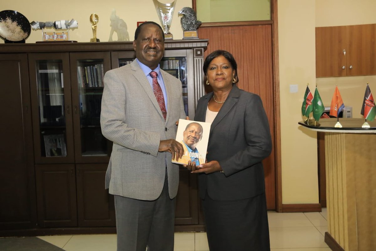 RailaOdinga's tweet photo. I was pleased to receive Madam Kristina Pratt Kenyatta at my office this morning. https://t.co/jQFUshrSWW