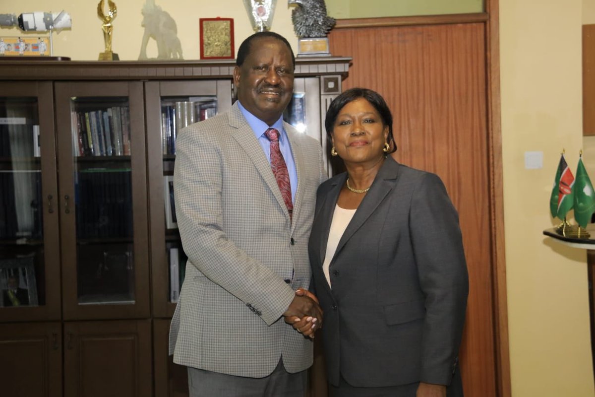 RailaOdinga's tweet photo. I was pleased to receive Madam Kristina Pratt Kenyatta at my office this morning. https://t.co/jQFUshrSWW