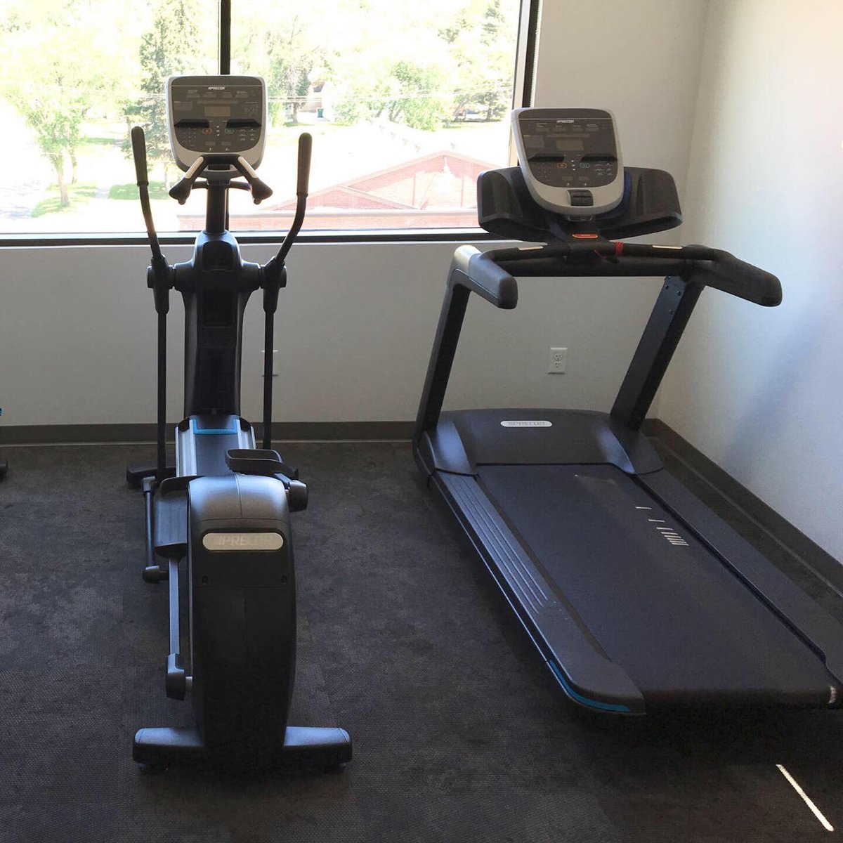 push_pedal_pull's tweet photo. Check out the fitness center at Pioneer Place in West Fargo, ND! P3 Fitness Equipment Consultant Jesse Cloos did an excellent job creating a well-rounded fitness center in a confined space. #p3install #precor #cardio #multihousinginstall https://t.co/NAwg973Rxf
