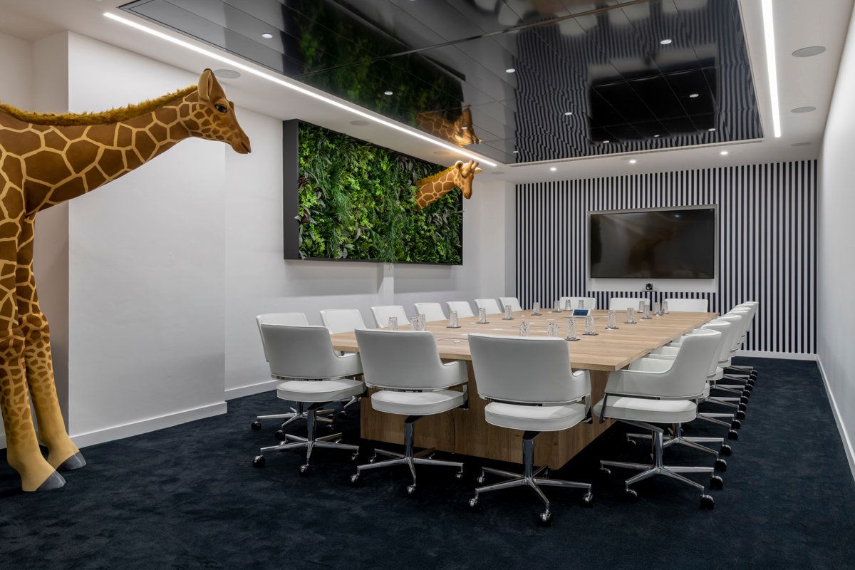 AreaWorkplaces's tweet photo. Our client @OSiTown was delighted with what it describes as ‘the ultimate home of happiness’!https://t.co/WuAm7Izs0u #officedesign #officespace #flexibleworking https://t.co/2wA9T5SEc0