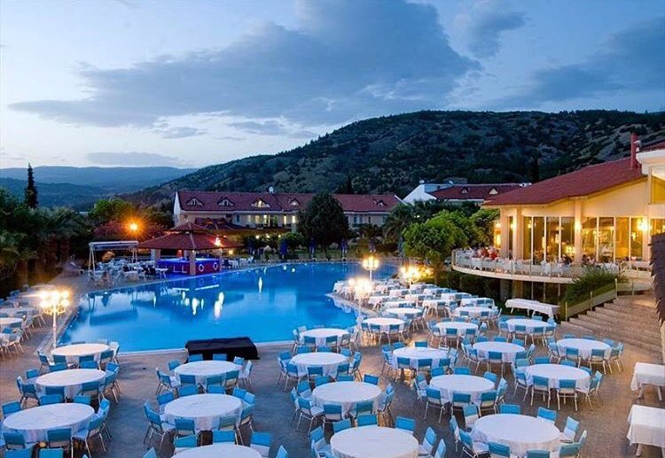 Lycus River Hotel ✨💫
.
.
.
#dostur #dosturizm #hayditatile #tatildostu #tatilbaşlasın #holidays #holiday #holidaylove #holidaylovers #fun #sky #holidaytime #holiday2019 #holidaymood #holidaymode #nature #doga #tatilcandir #holidaysarecoming #holidaymoodon🙌 #holidayparty #lycus