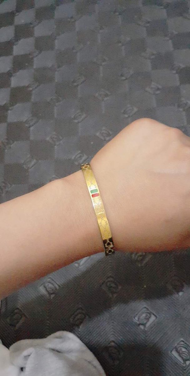 ShoiYenPtnrsOFC's tweet photo. Frienship bracelet ayeeh suot ni Yen parang kasama narin kami sa buhi  @yenyenquirante @Shoichi_Oka1026 @Laliza64898265 @Erwinlabajo 
@OfcPatners 
YENQUIRANTE BlessedReturn https://t.co/zpOk7NDpHO