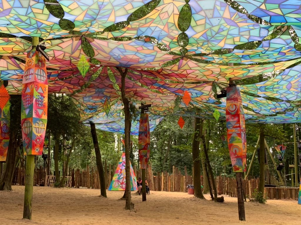 V_Architects's tweet photo. Visual Architects @BoomtownFair #decoinstallation #stagetransformation #boomtown2019 @illuminaughtyUK #psyforest https://t.co/JESTp1zVg6