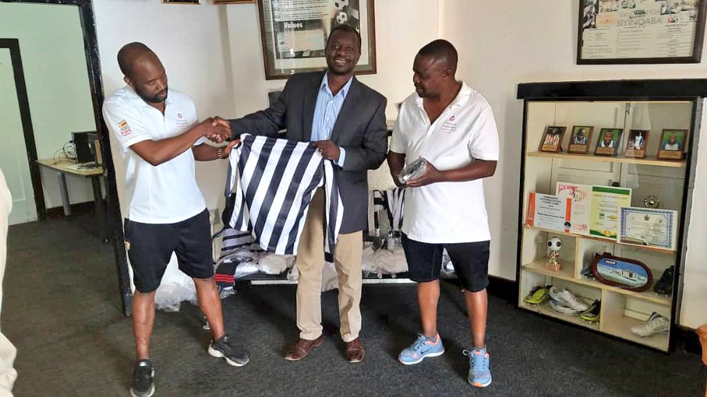 HighlanderBosso's tweet photo. We're glad to unveil the new kit for Bosso 90 presented to the club by the Dumisani Foundation.
The kit is the second from the foundation in two years for our juniors, and is a result of continuous conversations between the Club and the Foundation. https://t.co/zO6QroDDZL