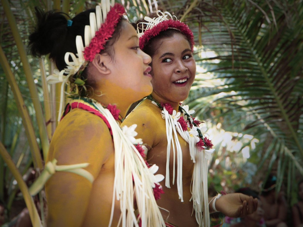 the_last_hidden's tweet photo. Ifalik - Most traditional of all micronesian/polynesian islands. #yapisland #micronesia #polynesiandancing #Indigenous https://t.co/AOVMCgq8Yy