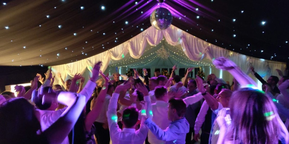 Func On The Rocks tweet media