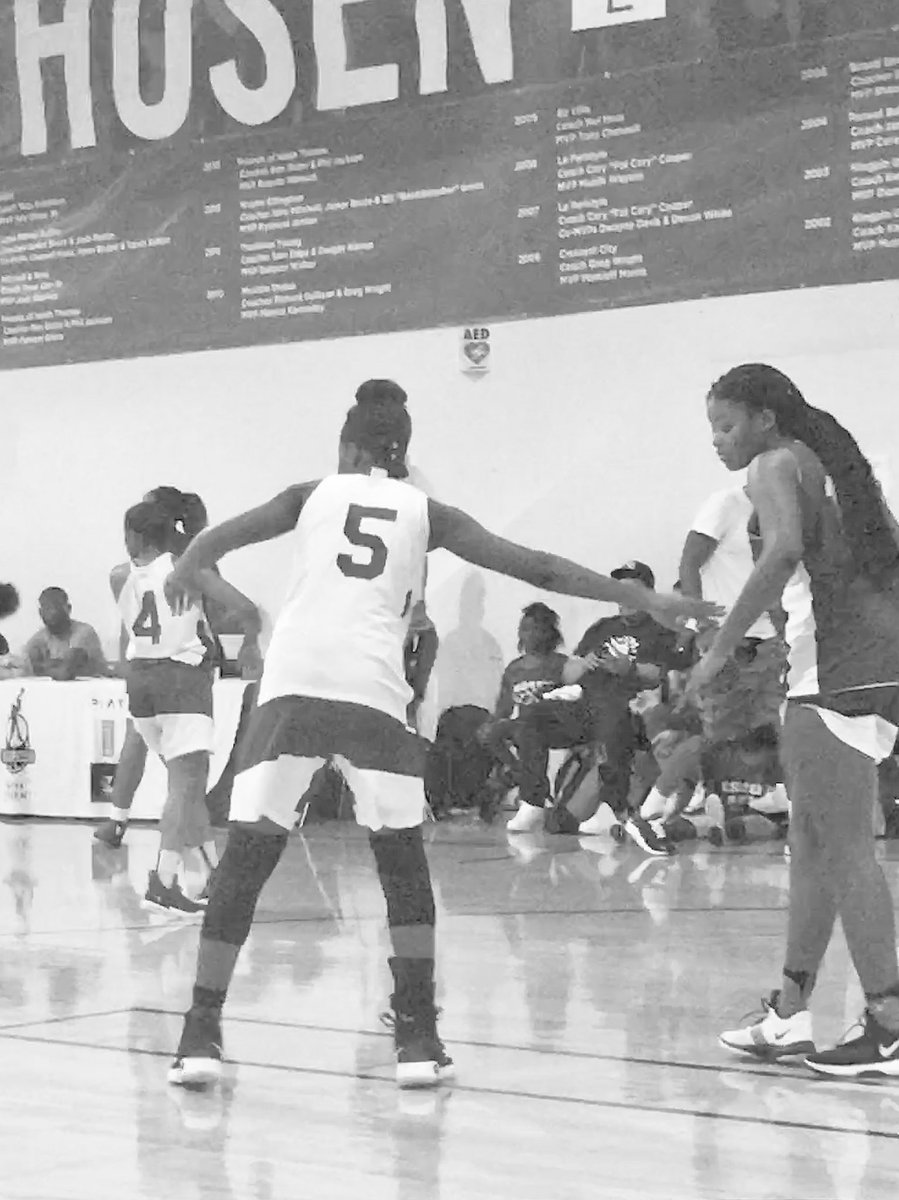 AmiraTrueblood's tweet photo. Had fun playing, worked really hard and learned a lot from my coach in the Inaugural High School Girls #TheChosenLeague Tournament ⛹🏽♀️💪🏾🙏🏾
#blessed
#workinghardtogetbetter https://t.co/gApj66xOxJ