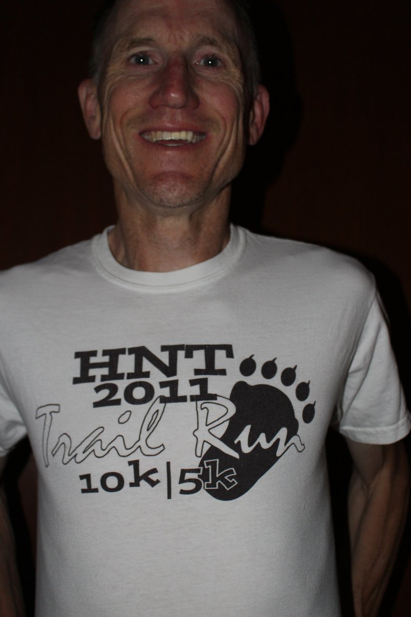 AustinJarrow's tweet image. Shirt of the day: 2011 Hartley Nature Trax 10K and 5K

#shirtoftheday #runwiththebest @orourketo