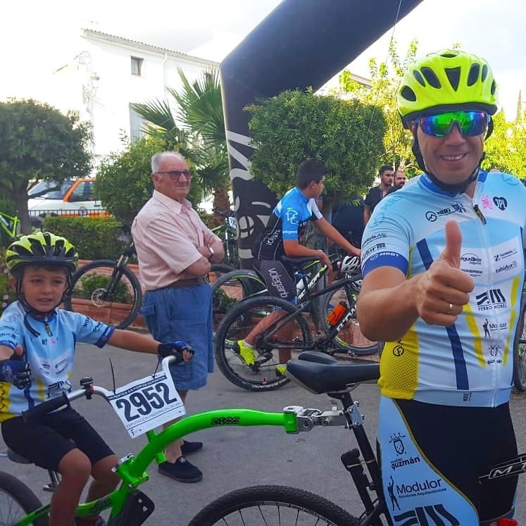 La primera prueba de BTT 🚲 que nuestros WeeRiders han hecho juntos con la bici semitándem Co-Pilot. 👏
¡Enhorabuena! 😁 📸 ilderuiz (Vía: Instagram)
#WeeRideSpain #JuntosMolaMás