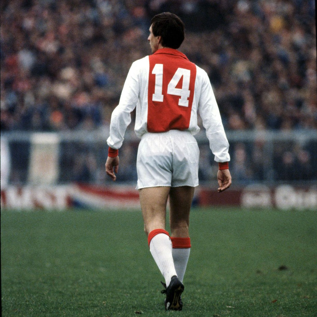 Classic Football Shirts on X: Strange squad numbers: Why did Johan Cruyff  wear 14? It all happened in 1970 vs PSV. Team-mate Muhren couldn't find his  Ajax number 7 kit. Cruyff gave