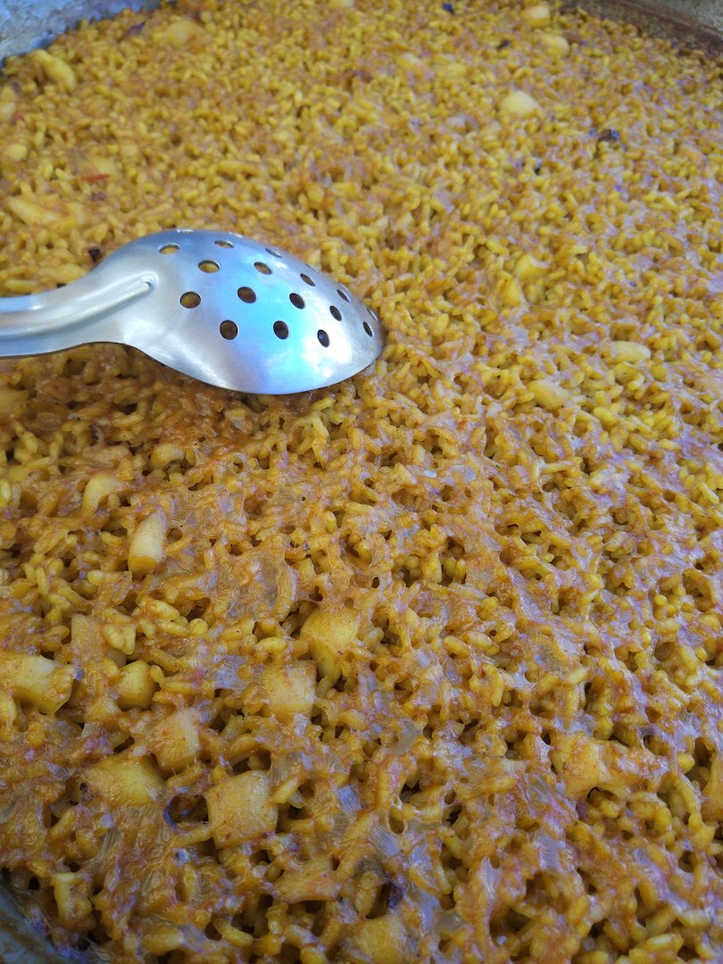ElMarinoDenia's tweet photo. ¿Y cuál es tu #arroz preferido?
#abanda
#paella
#delsenyoret
#negre
#melósdebarca
#dellagosta
#depolp
#debou
#dellamàntol https://t.co/xNZ2kxRMwW