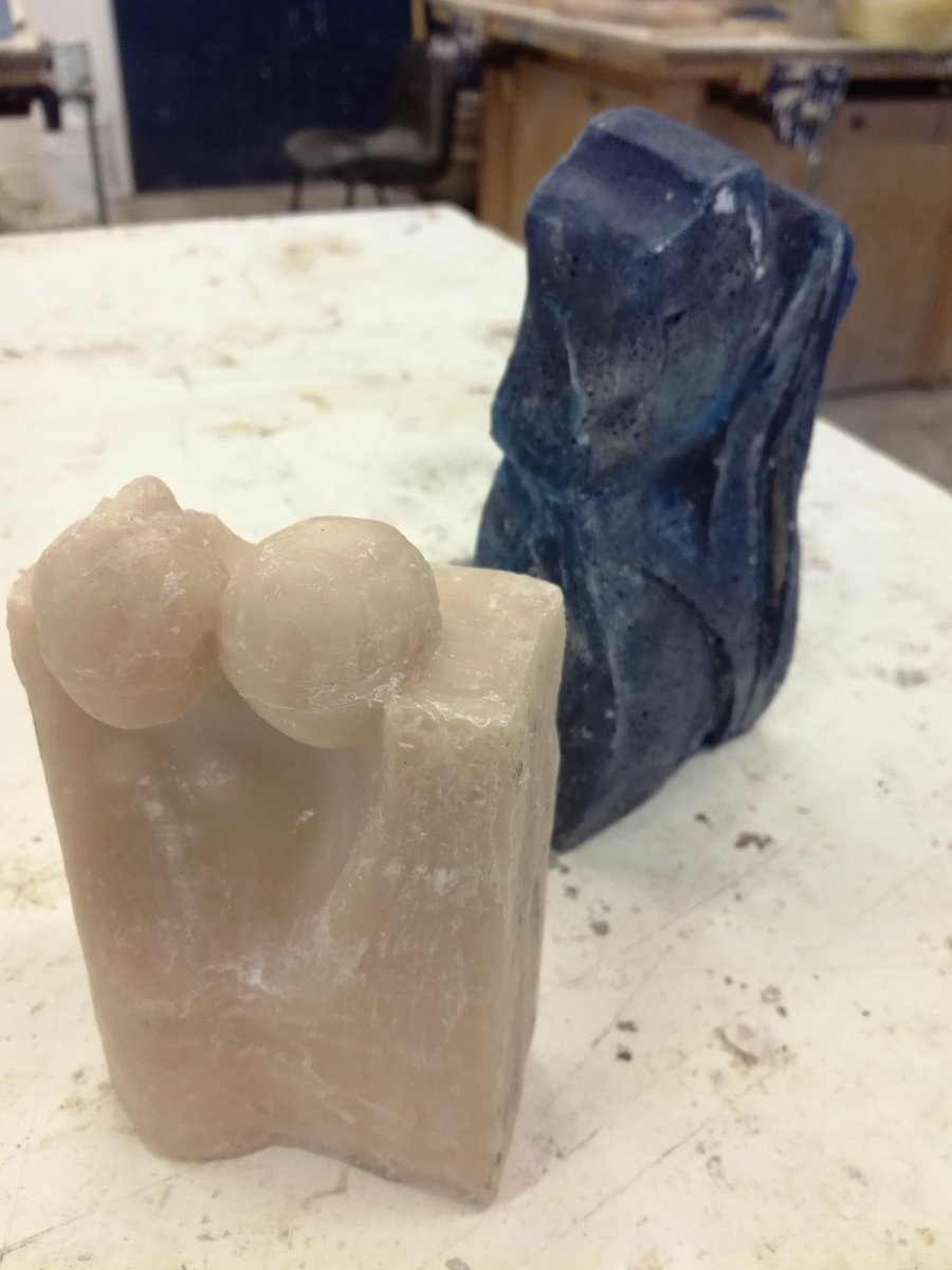 LondonSculpture's tweet photo. WEEKEND ALERT!
This is an exciting 2day intensive course focusing on plaster casting from waste moulds to plaster piece moulds, to eventually casting a sculpture &amp; looking at finishing options.
Love student pics. Cute hedgehog - amazing it got that detail.
https://t.co/rB3Uji8thO https://t.co/fbrPVzHsvF
