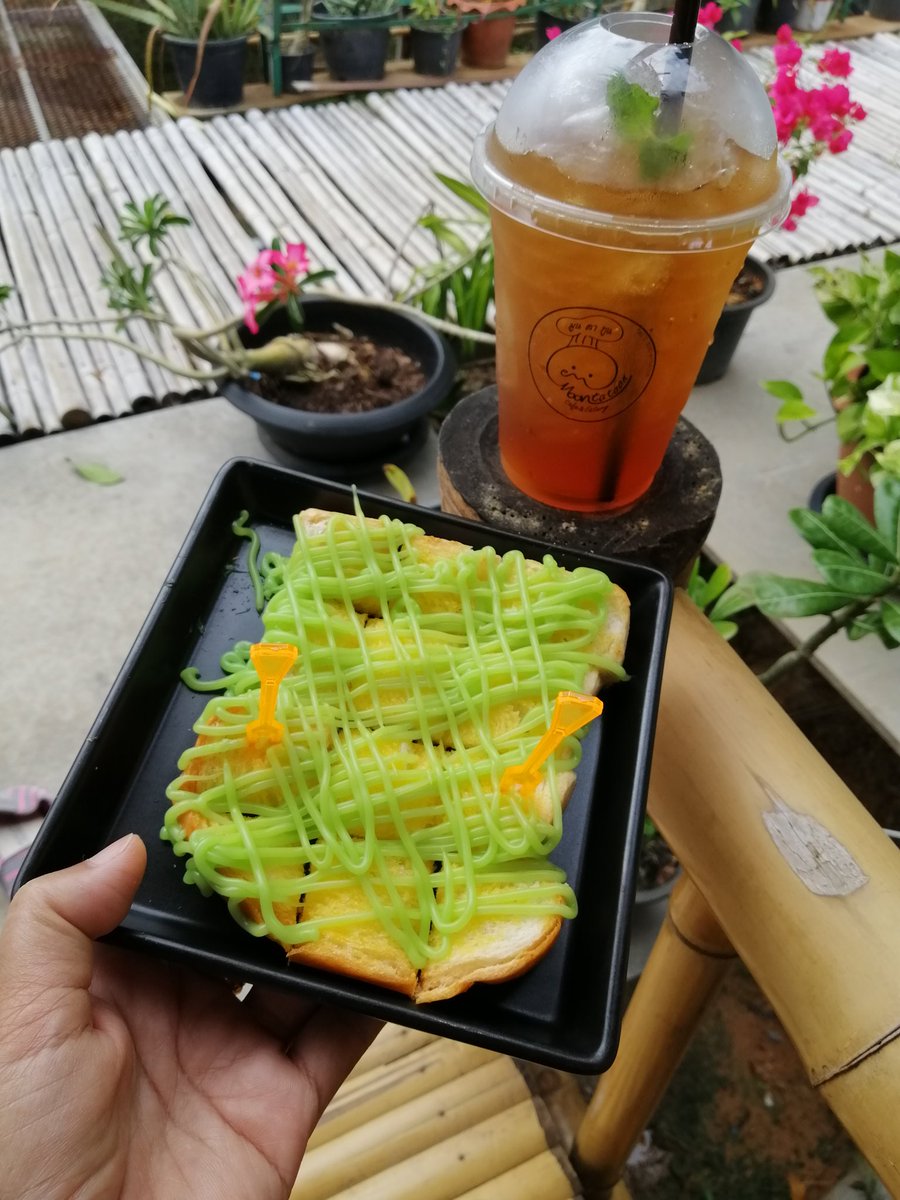 waew_nicha_'s tweet photo. ไปมาแล้ว วิวดีเวอร์ #มูนตาทูน #ริมเขื่อนอุบลรัตน์ #กาแฟริมเขื่อน #รีวิวอีสาน #รีวิวขอนแก่น #คนขอนแก่น #อร่อยไปแดก 👉👉👉https://t.co/4k8iH9Akxu https://t.co/76rUKWjSCX