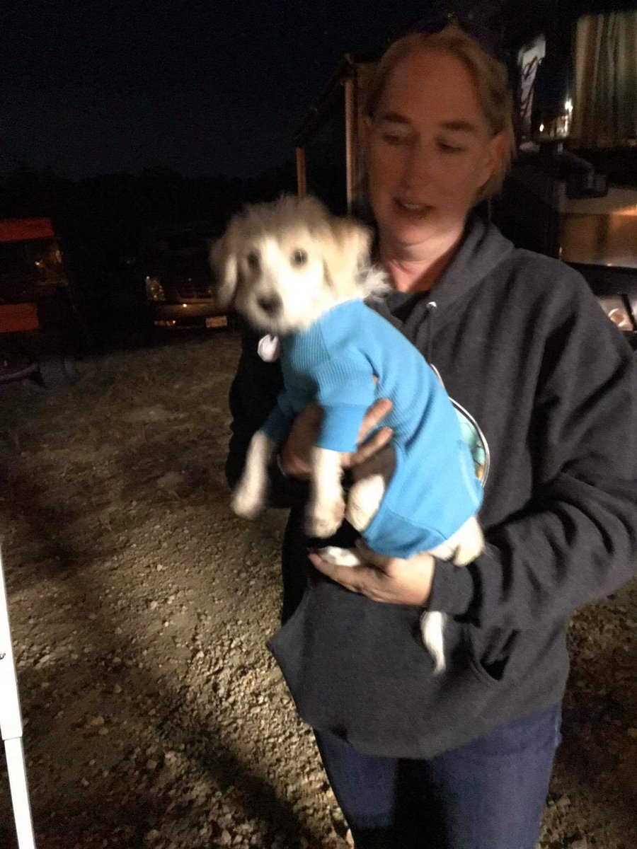 FalcorLacee's tweet photo. My first pajamas! https://t.co/AbVGRceEId