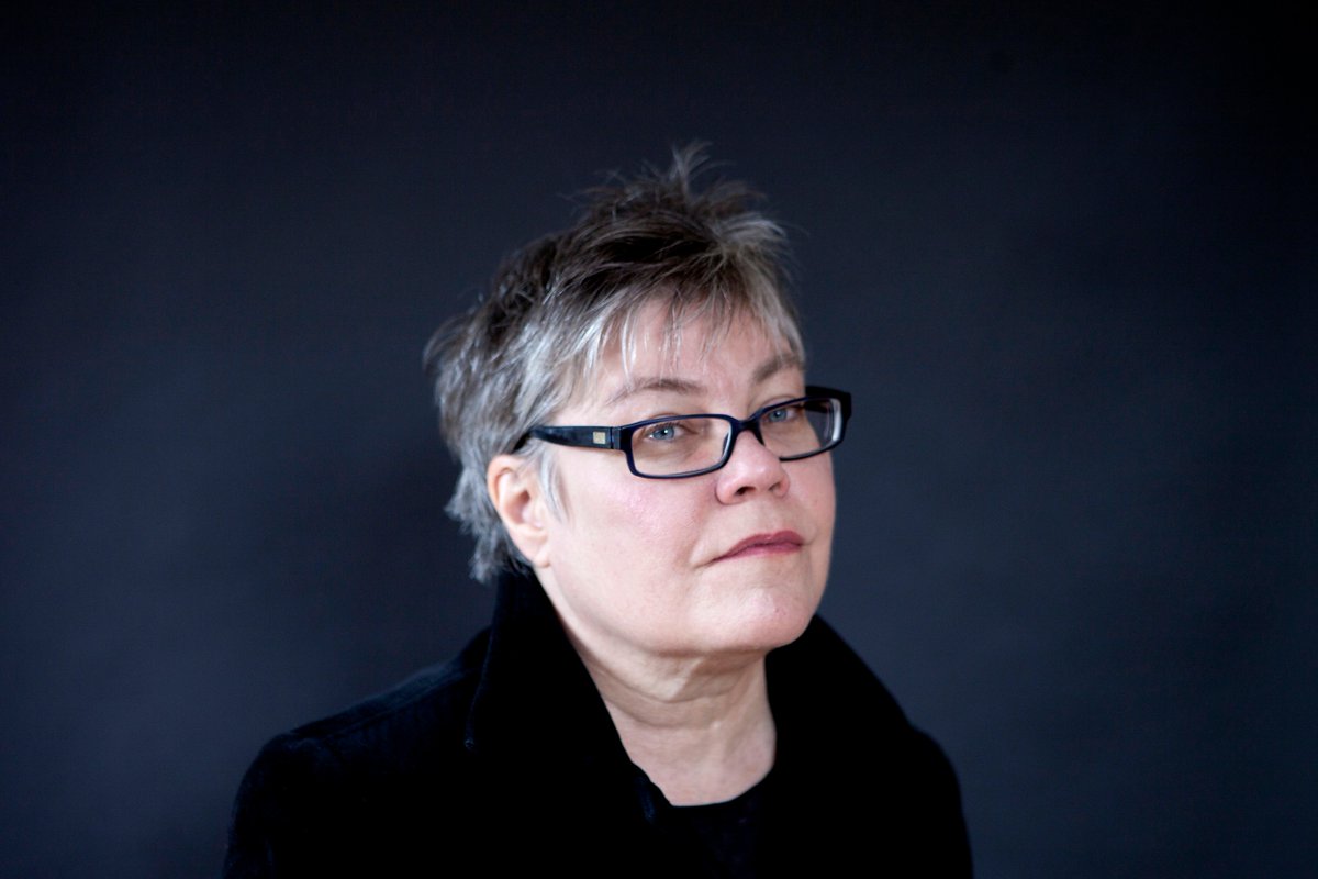 canadahubfringe's tweet photo. Listen up! The wonderful @amitchelltweets will be on @BBCRadio4 @BBCFrontRow AND @bbc5live today to talk about her show smash hit show #SeaSickTC. We'll post @BBCiPlayer links once available 📻👍
#canadahubfringe #shfest19 @TheatreCentre https://t.co/F1hJlyEpEV