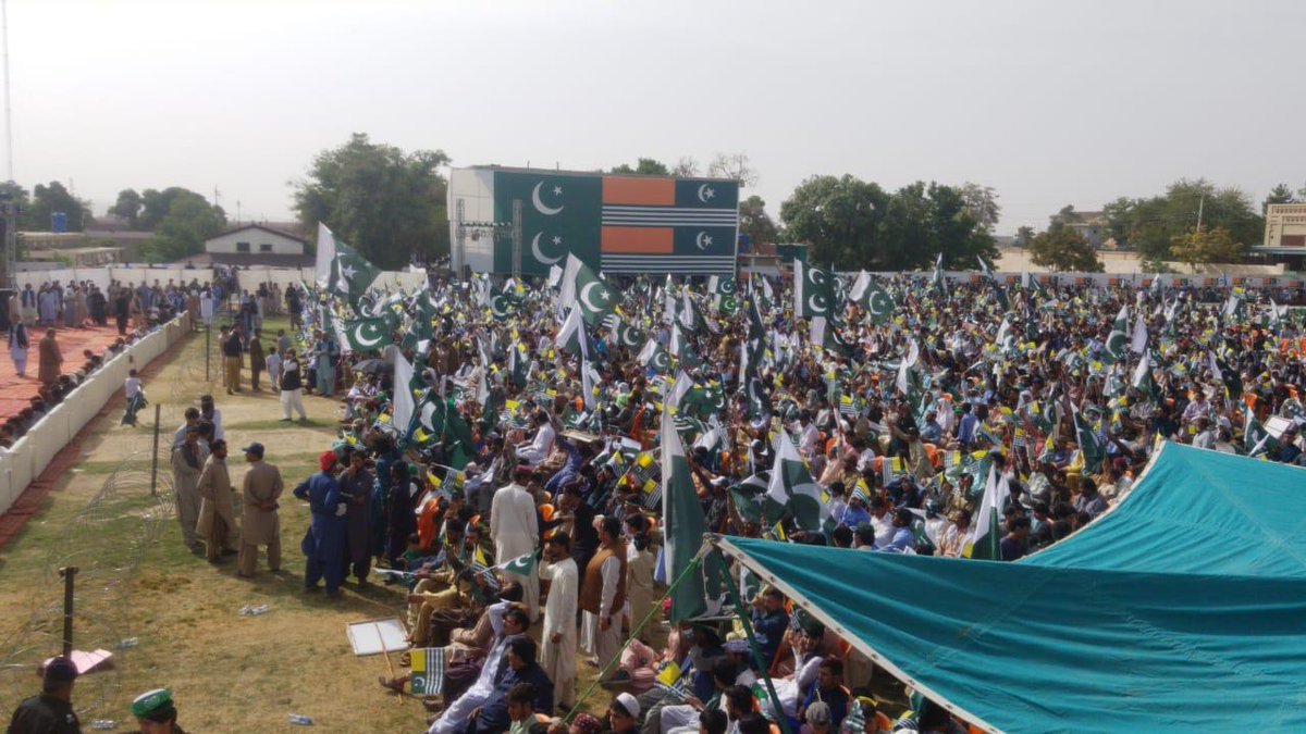 saherurooj09's tweet photo. May this day of Independence bring peace in Kashmir🇵🇰
#PakistanZindabad #jewe
#PakistanDay
#PakIndependenceWithKashmir #HappyIndependenceDay #14AugustBlackDay #KashmirDeserveFreedom #KashmirIsOurWeAreKashmir #KashmirBanyGaPakistan #KashmirBleeds #KashmirRallyQuetta https://t.co/rU6aKCDt7K