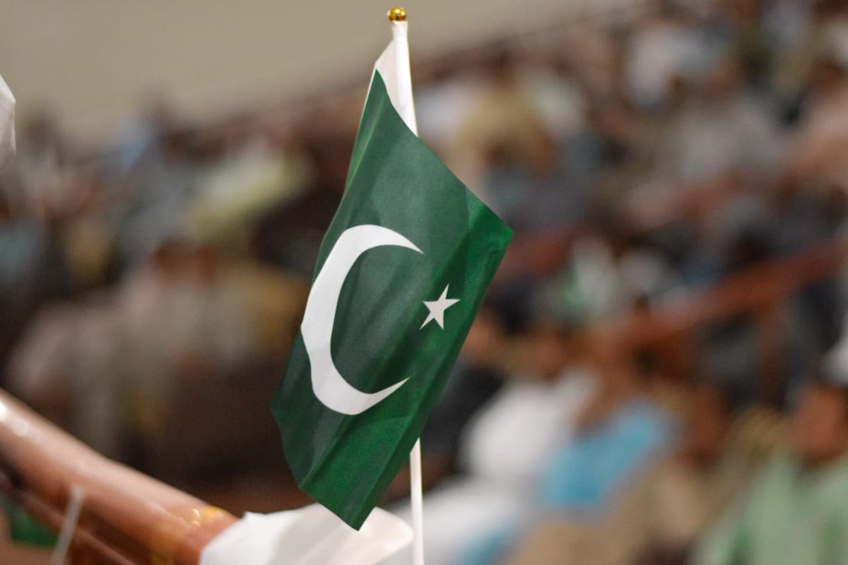 saherurooj09's tweet photo. May this day of Independence bring peace in Kashmir🇵🇰
#PakistanZindabad #jewe
#PakistanDay
#PakIndependenceWithKashmir #HappyIndependenceDay #14AugustBlackDay #KashmirDeserveFreedom #KashmirIsOurWeAreKashmir #KashmirBanyGaPakistan #KashmirBleeds #KashmirRallyQuetta https://t.co/rU6aKCDt7K